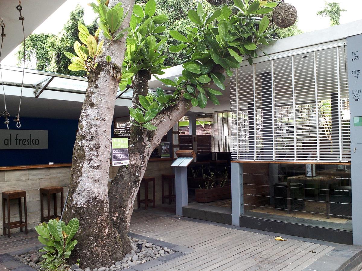Javacove Beach Hotel Batukaras Extérieur photo
